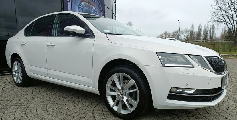 Skoda Octavia cena 55900 przebieg: 179000, rok produkcji 2018 z Świdnica małe 436